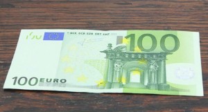 100 euro